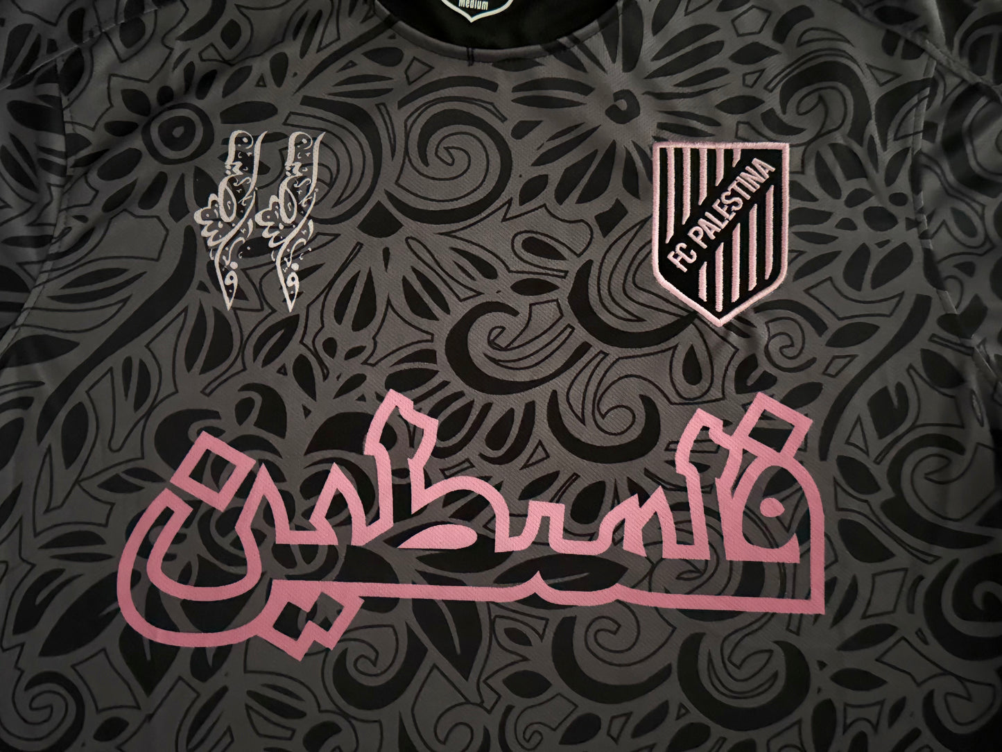 Sort/Pink – فلسطين