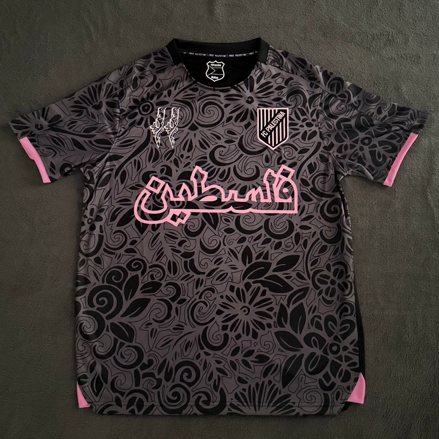Sort/Pink – فلسطين